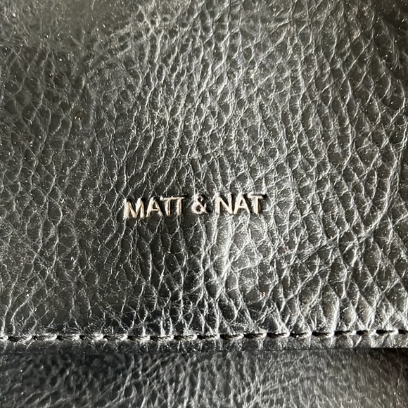 Matt & Nat purse - Picture 2 of 5